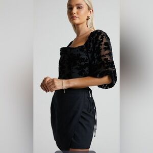 🔥SHOWPO ARISA TOP - VELVET BURNOUT LONG SLEEVE TOP🔥 NWOT